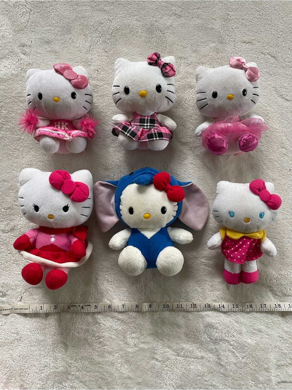 Bundle of Eleven (11) Hello Kitty Plushes - Picture 3 of 7